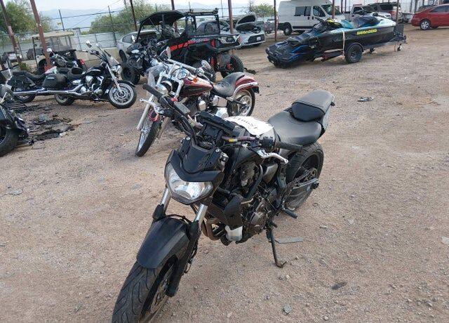 2019 YAMAHA MTN690