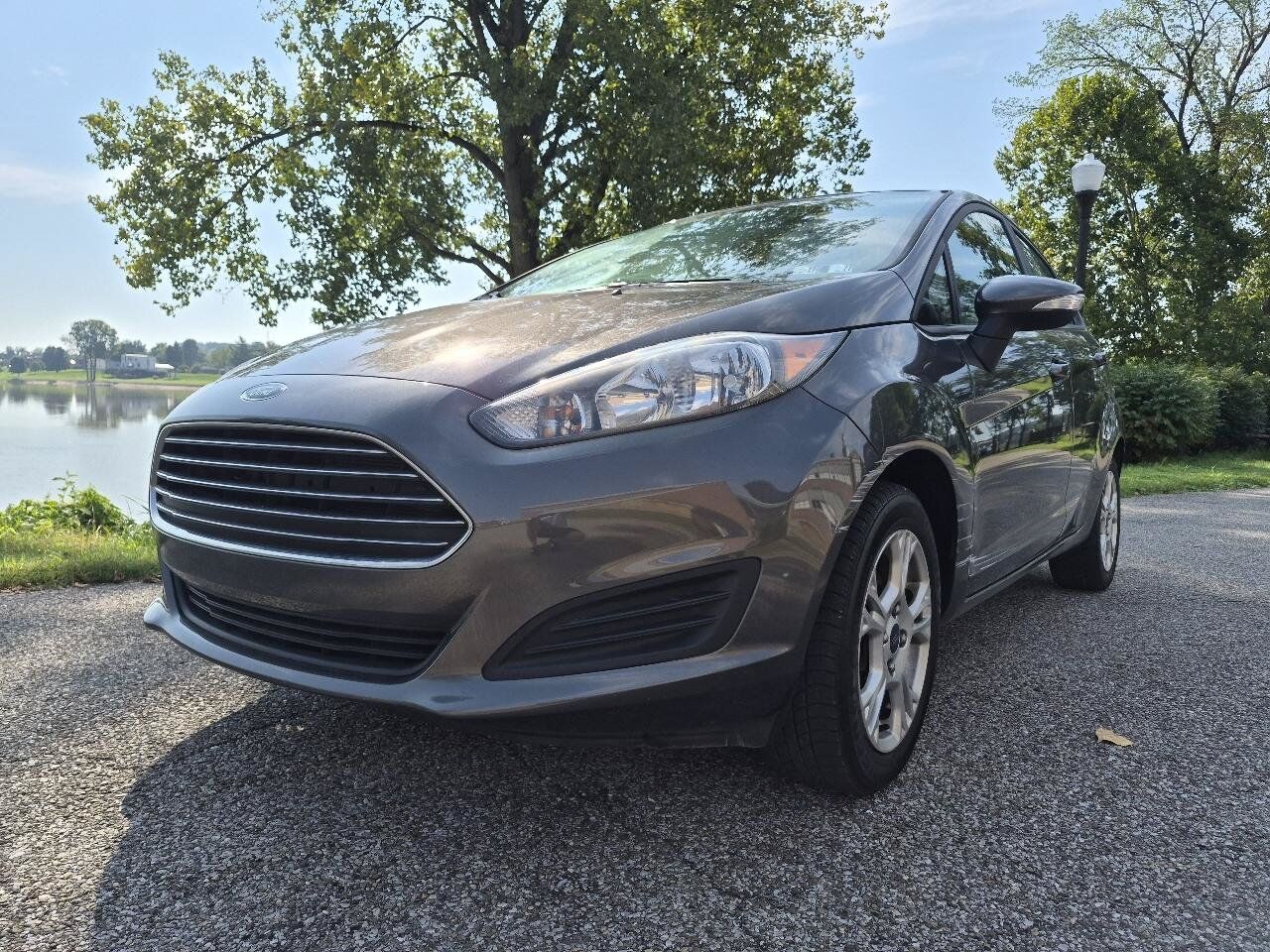 2015 FORD Fiesta