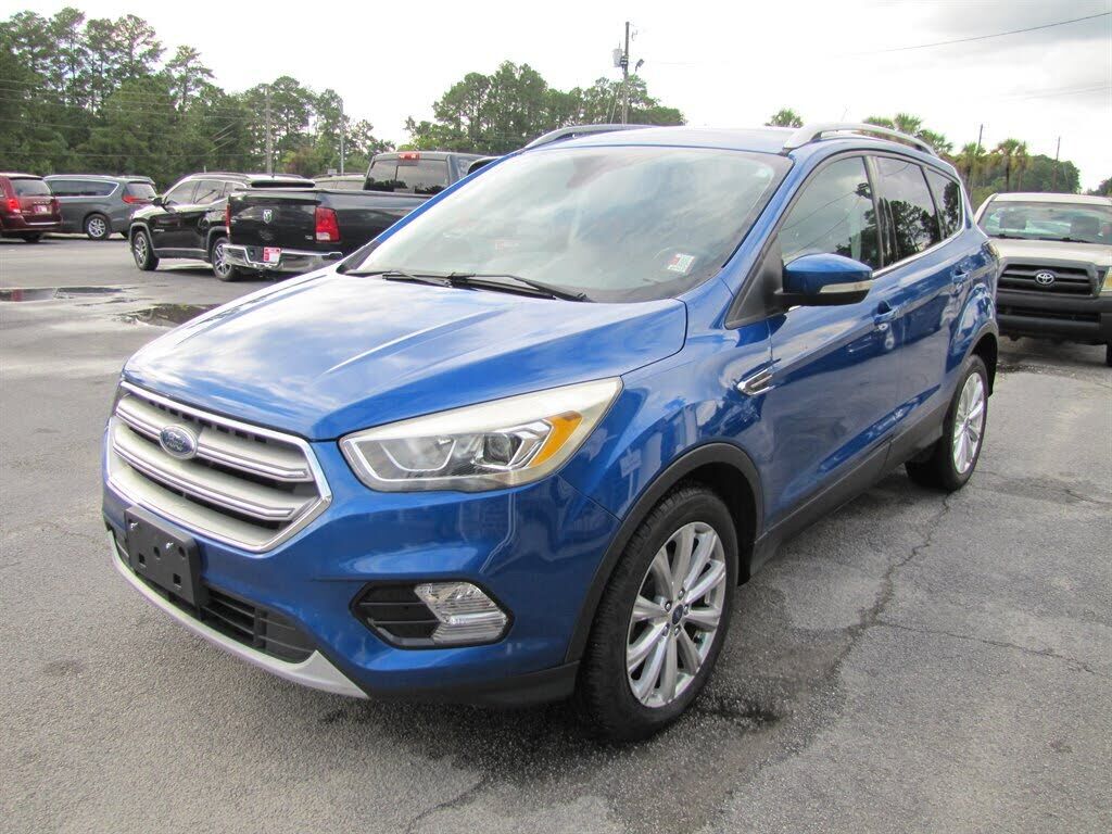2017 FORD Escape