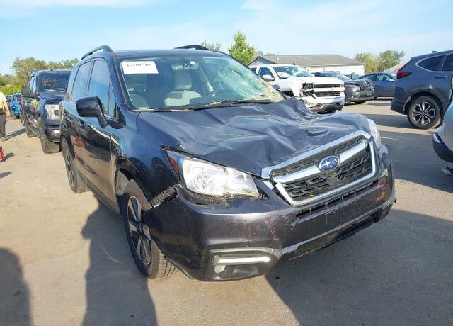 2017 SUBARU Forester