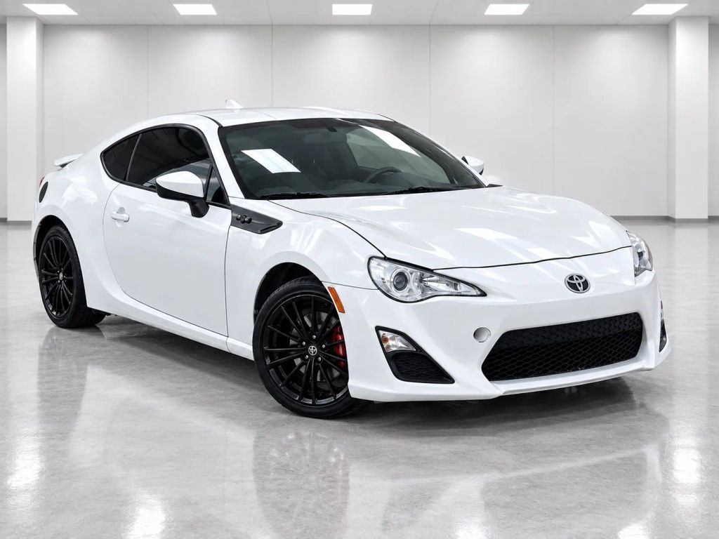 2016 TOYOTA Scion