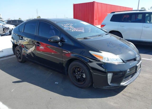 2015 TOYOTA PRIUS