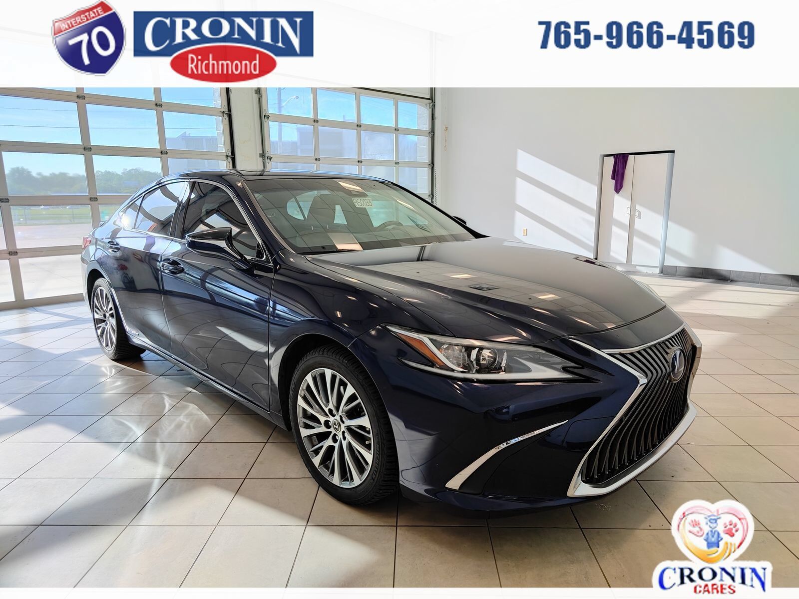 2019 LEXUS ES