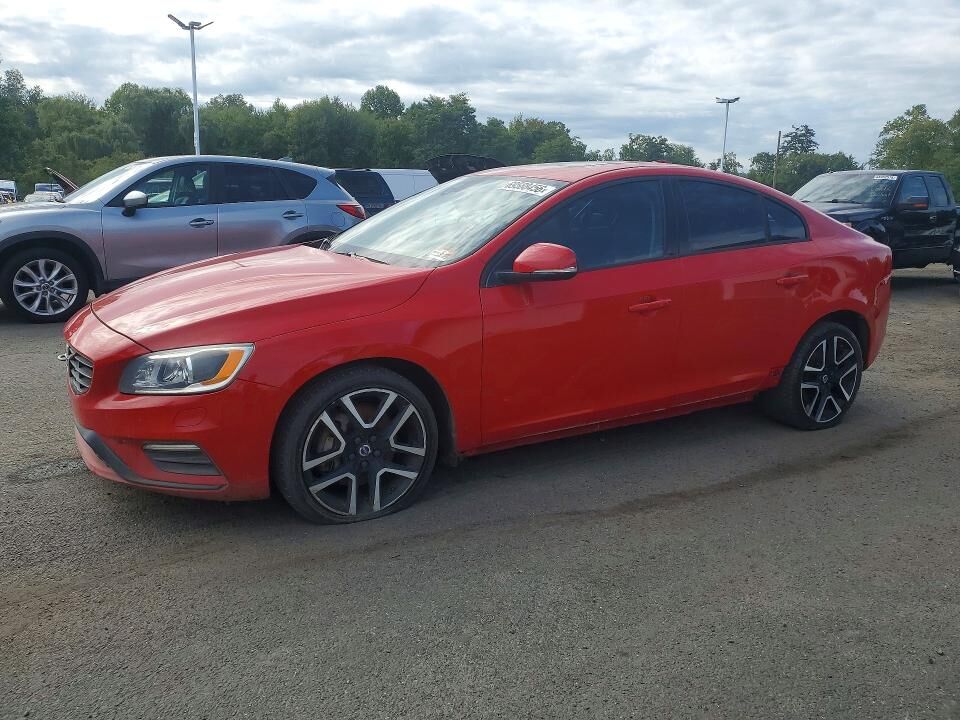 2017 VOLVO S60