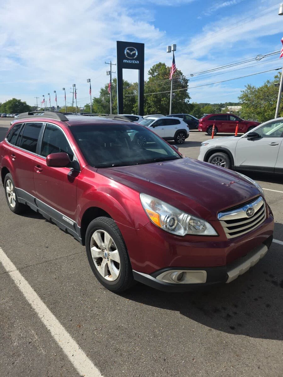2012 SUBARU Outback