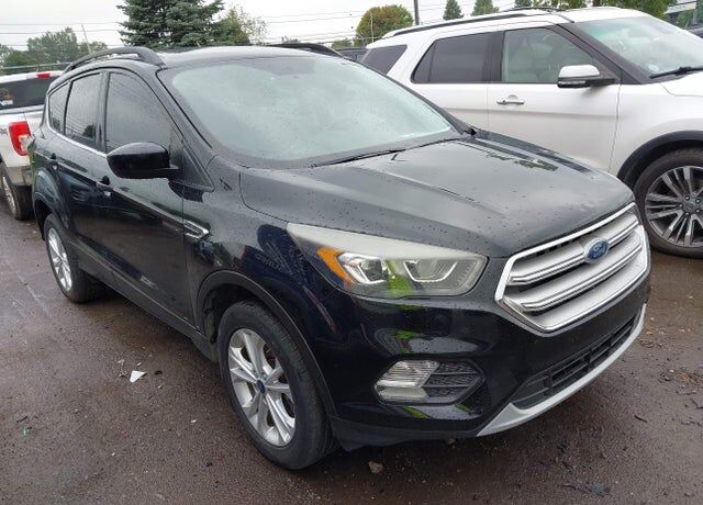 2017 FORD Escape