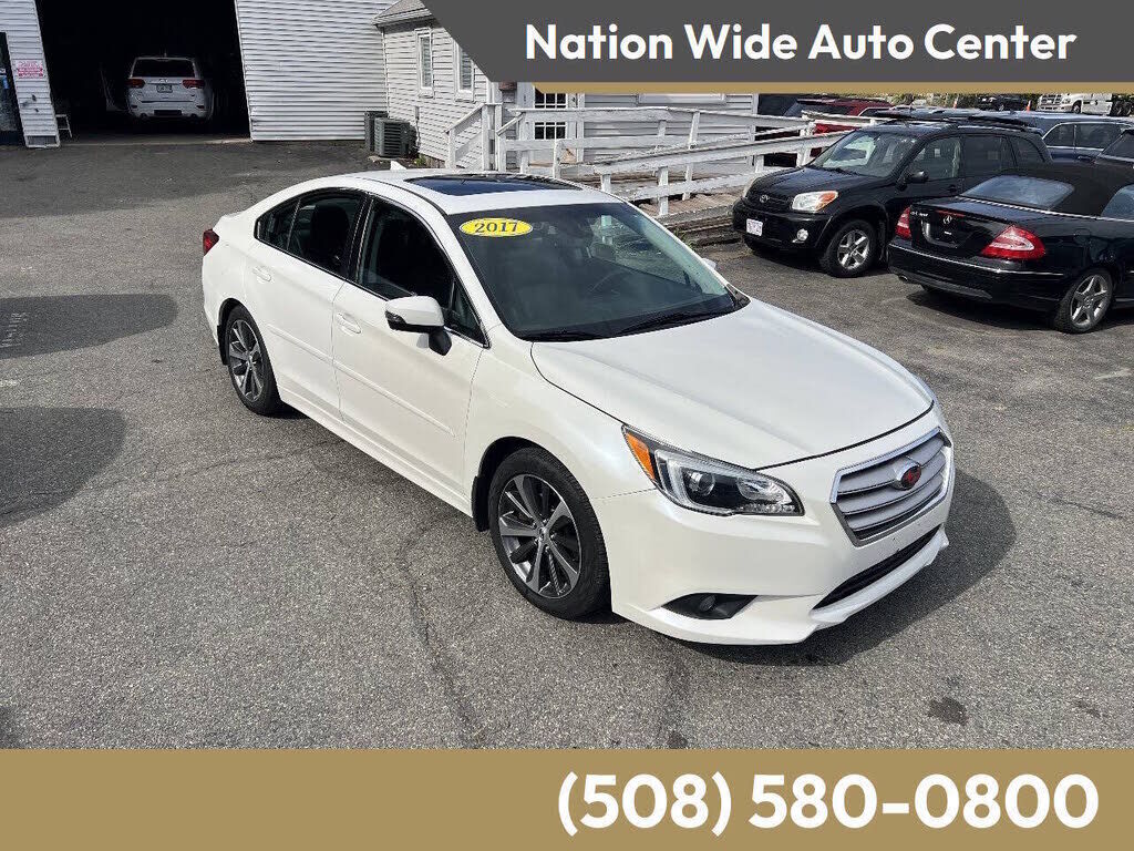 2017 SUBARU Legacy
