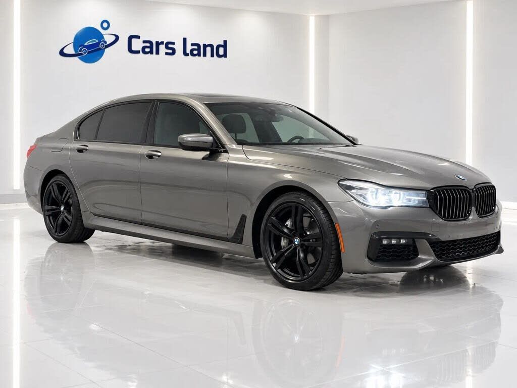 2019 BMW 740i