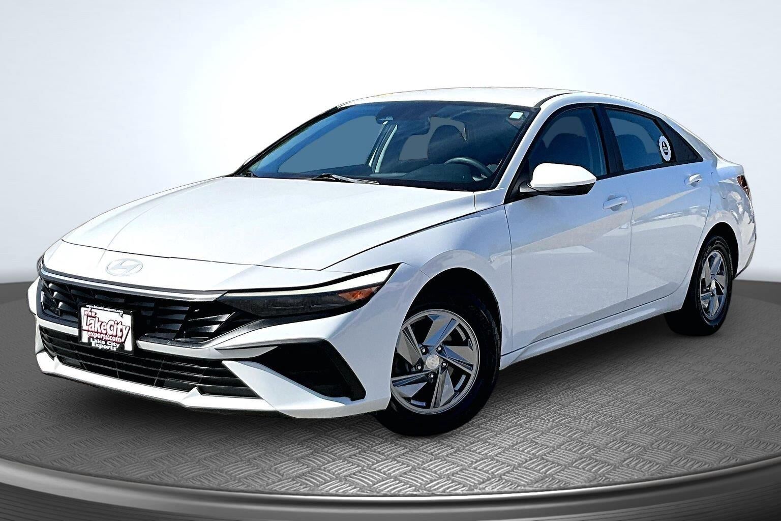 2024 HYUNDAI Elantra