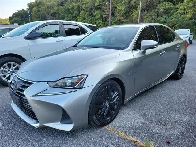 2018 LEXUS IS