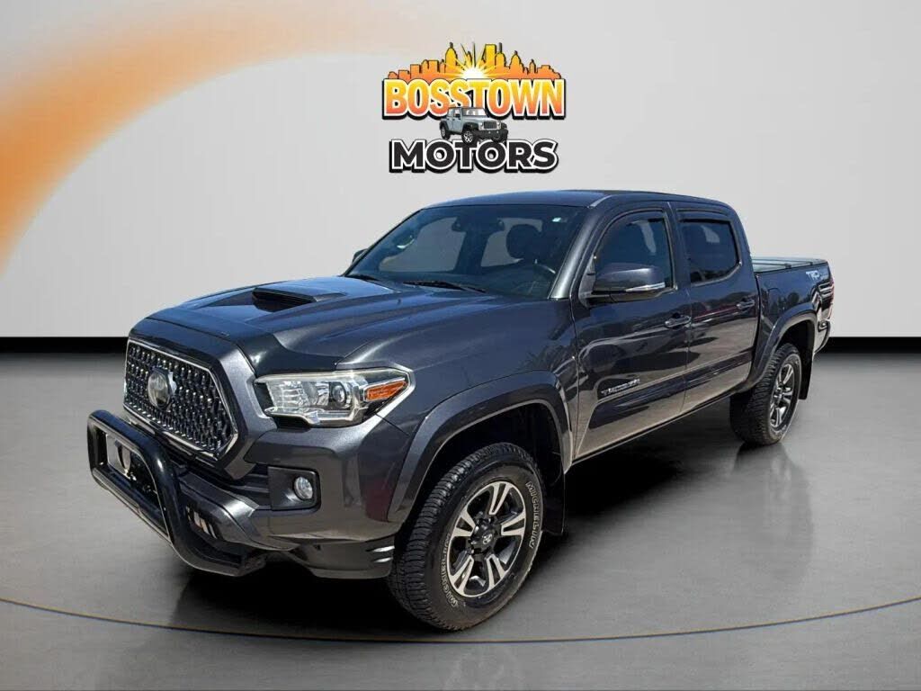 2019 TOYOTA Tacoma