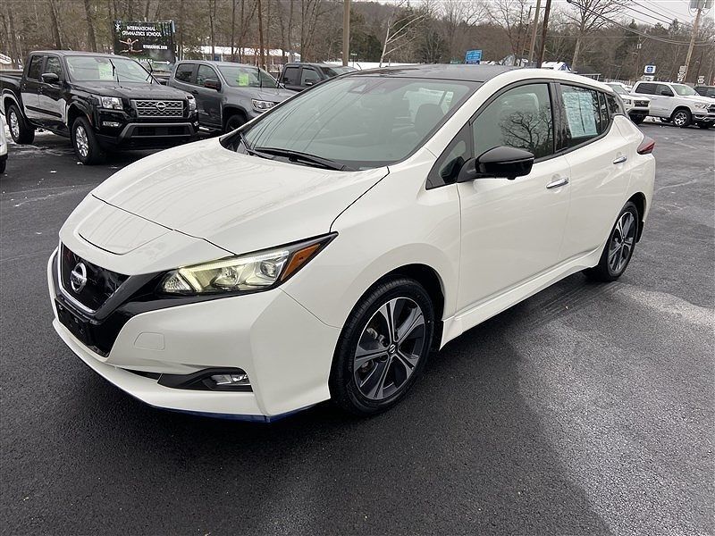 2022 NISSAN Leaf
