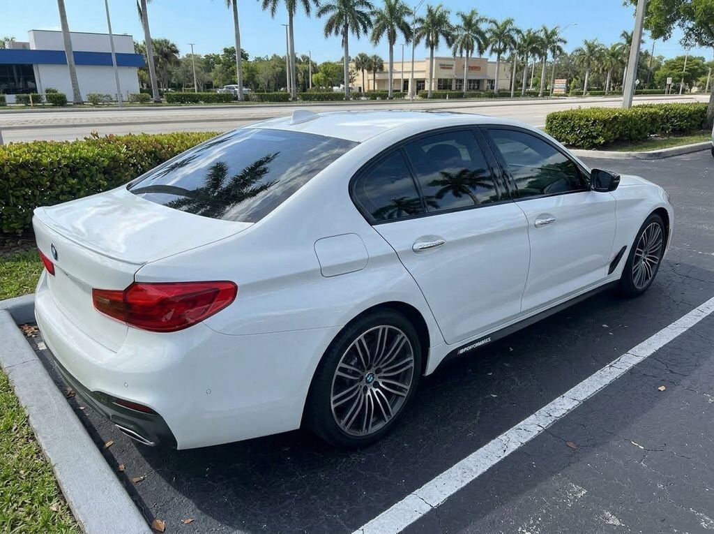 2018 BMW 530i