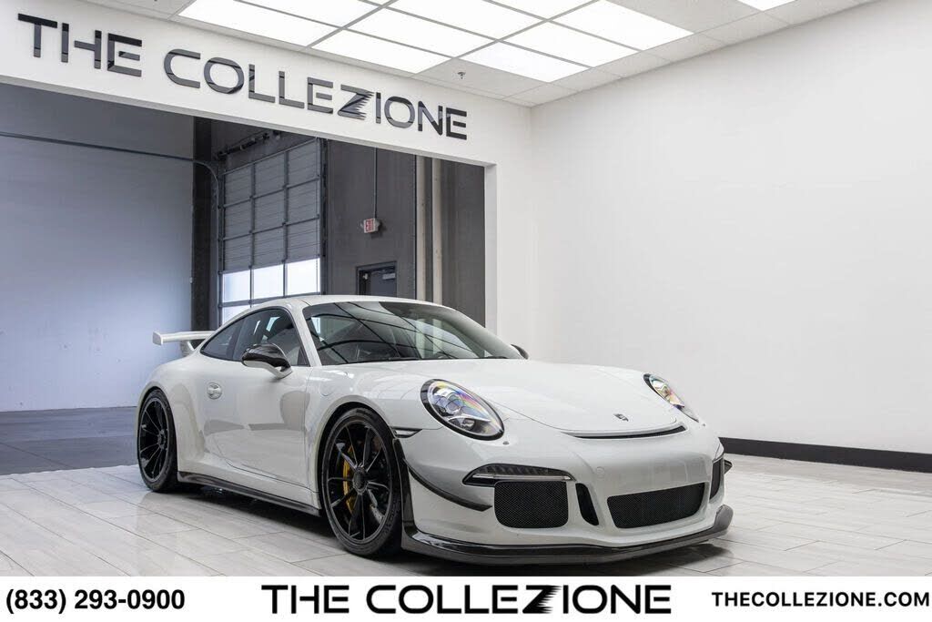 2016 PORSCHE 911