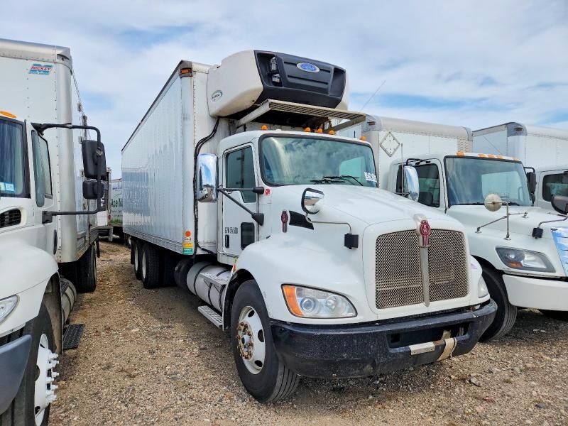 2016 KENWORTH T3 Series