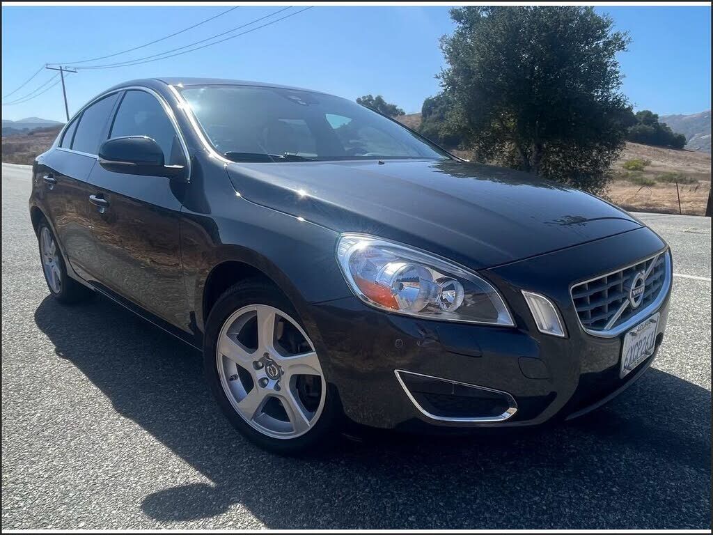 2013 VOLVO S60