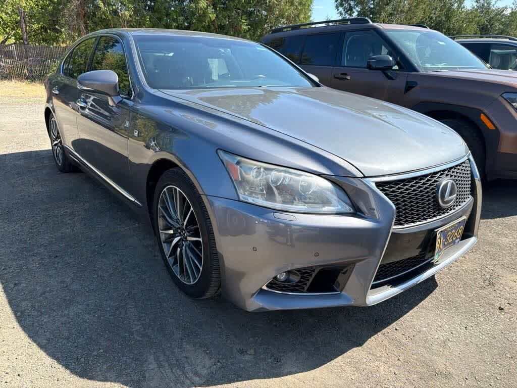 2013 LEXUS LS