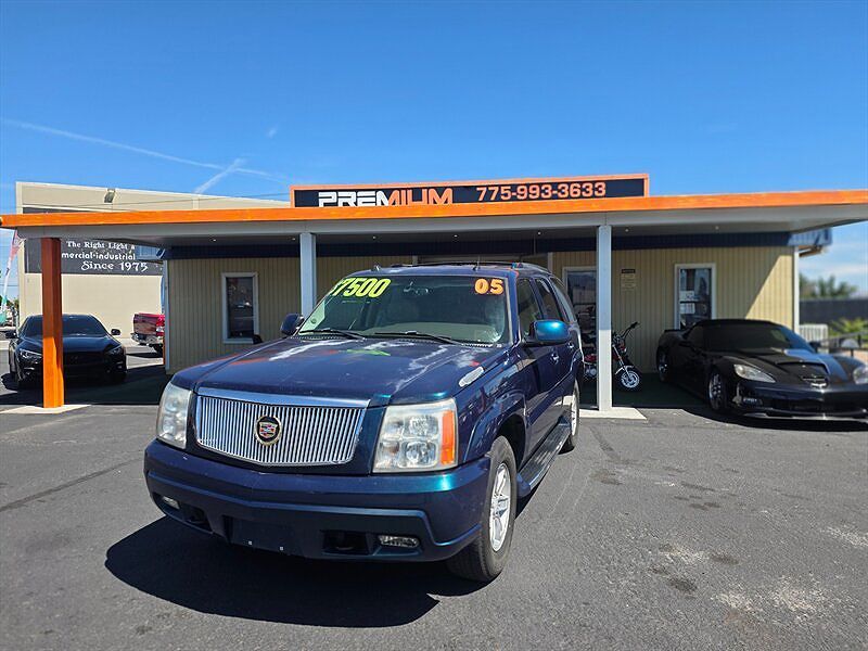 2005 CADILLAC Escalade