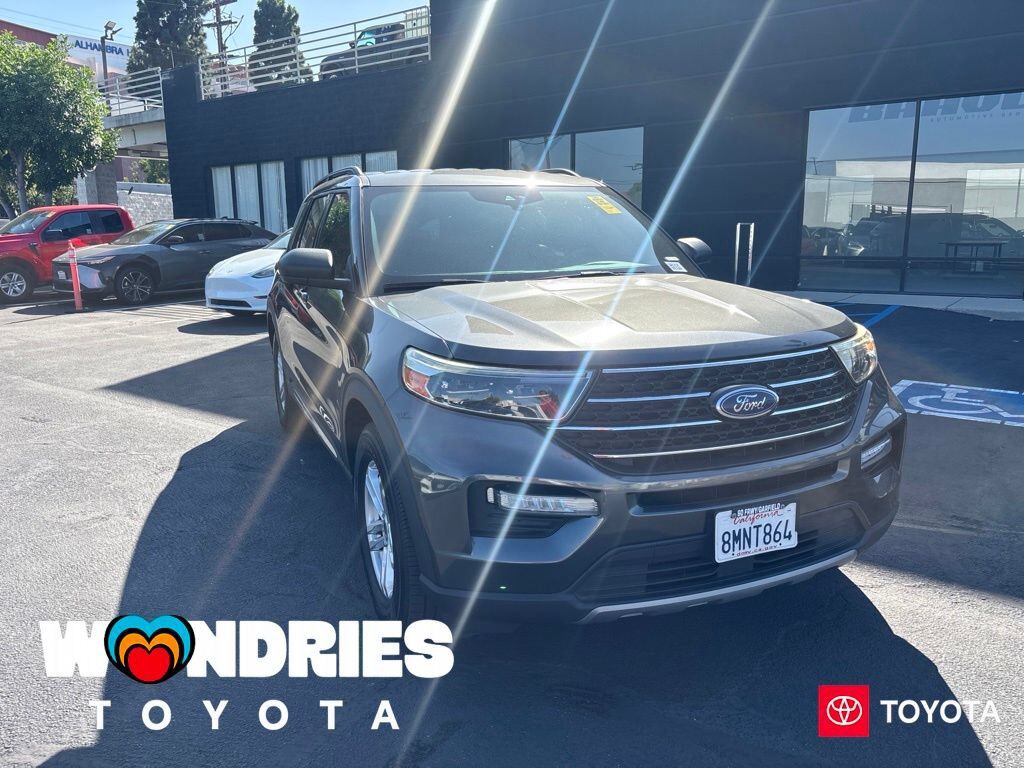 2020 FORD Explorer