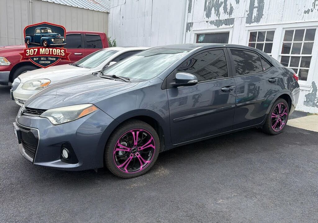2015 TOYOTA Corolla