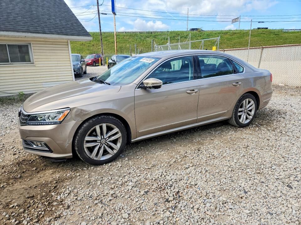 2016 VOLKSWAGEN Passat