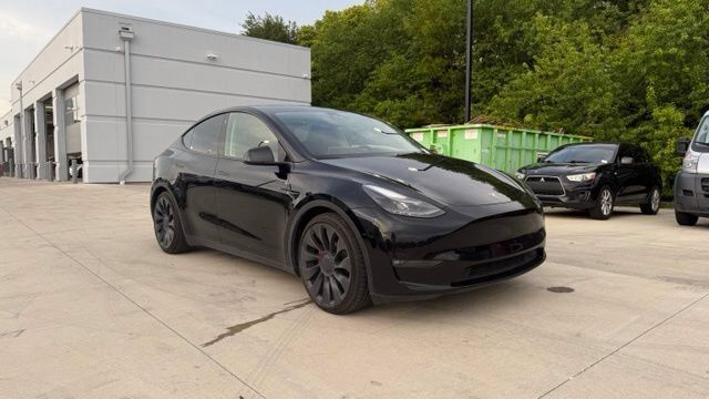 2023 TESLA Model Y