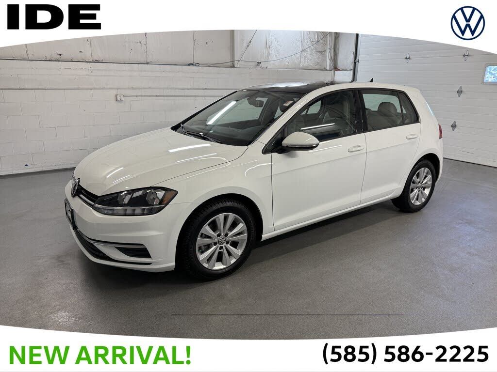 2021 VOLKSWAGEN Golf