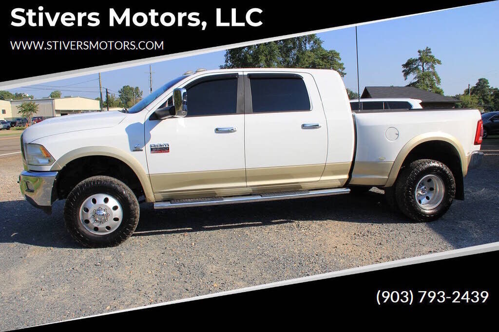 2011 DODGE Ram