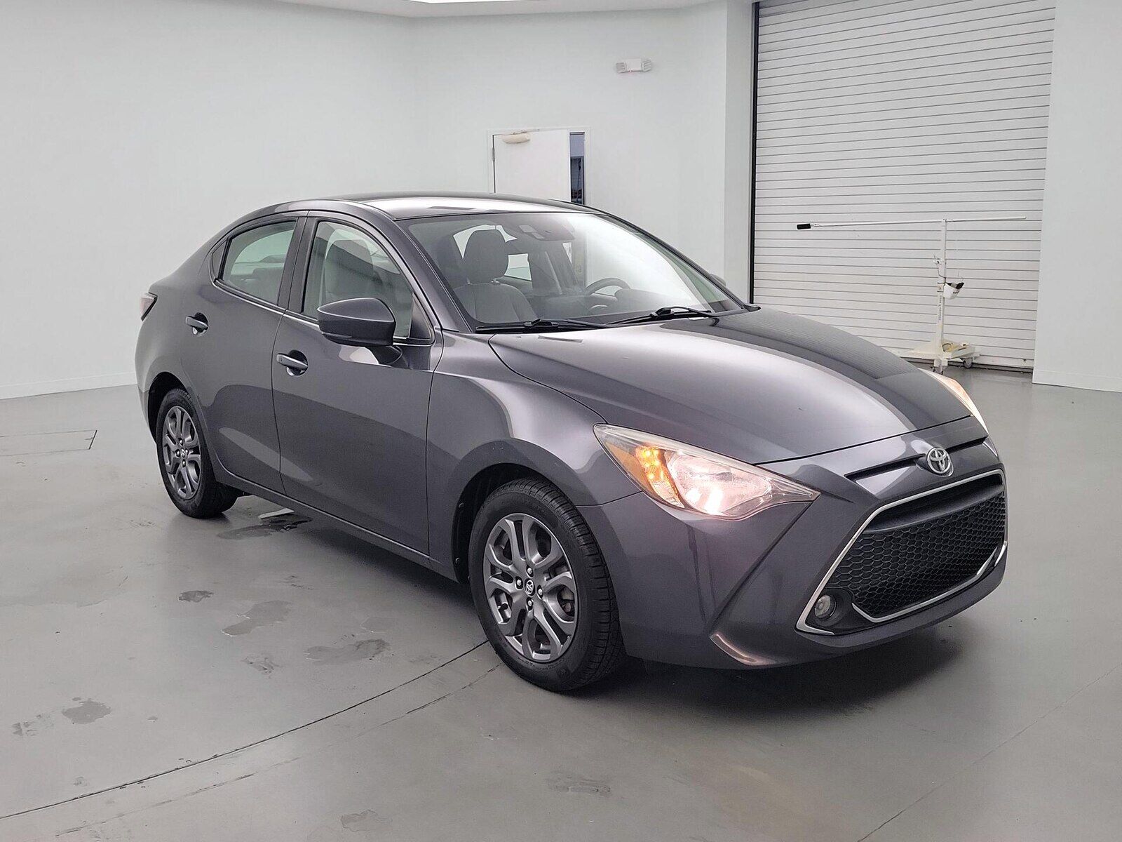 2019 TOYOTA Yaris