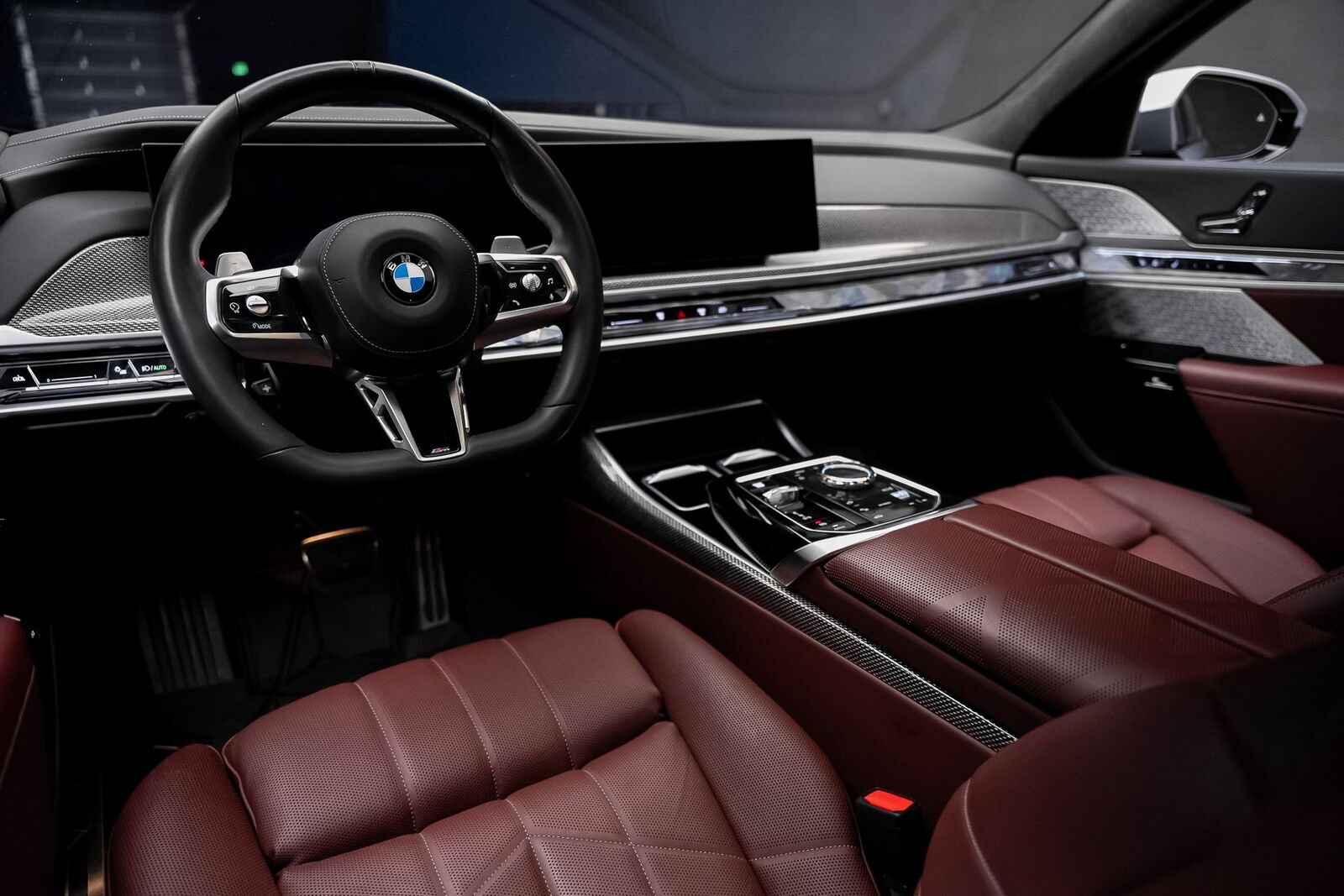 2025 BMW 760i