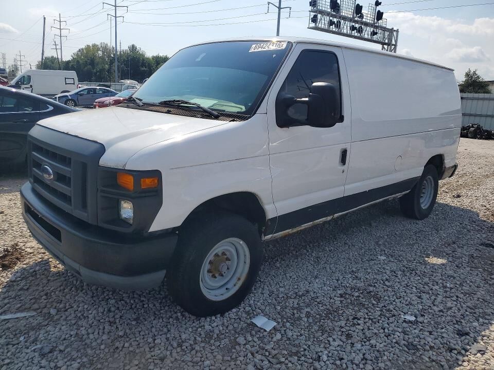 2013 FORD E-250