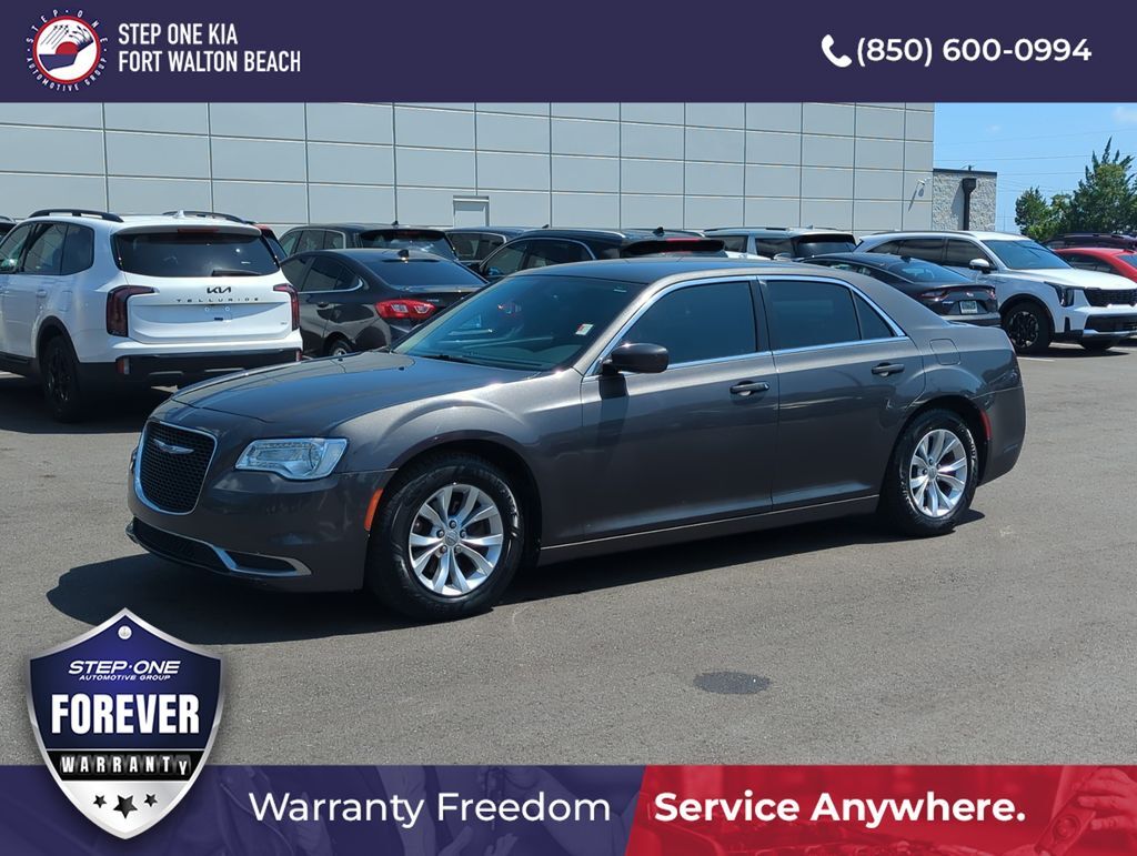 2015 CHRYSLER 300