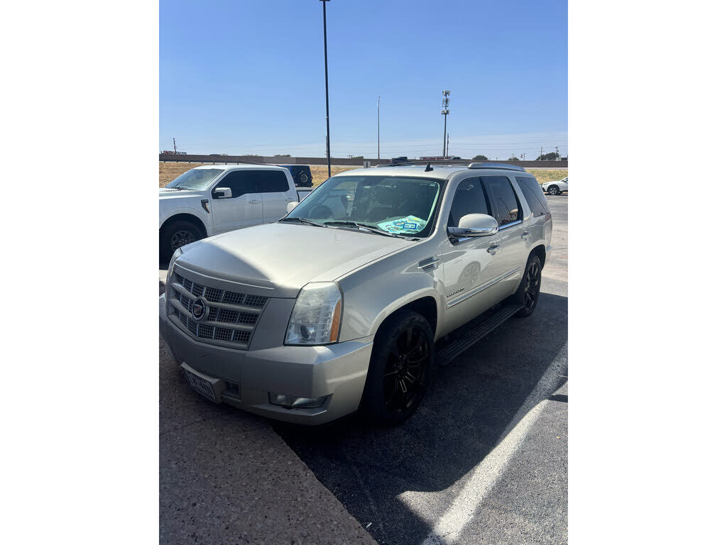 2013 CADILLAC Escalade