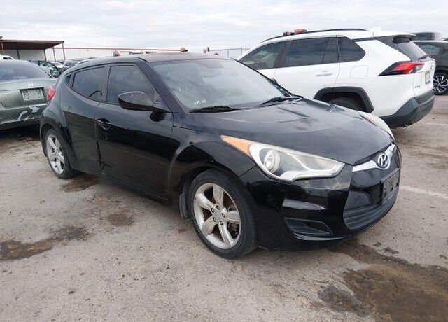 2013 HYUNDAI Veloster