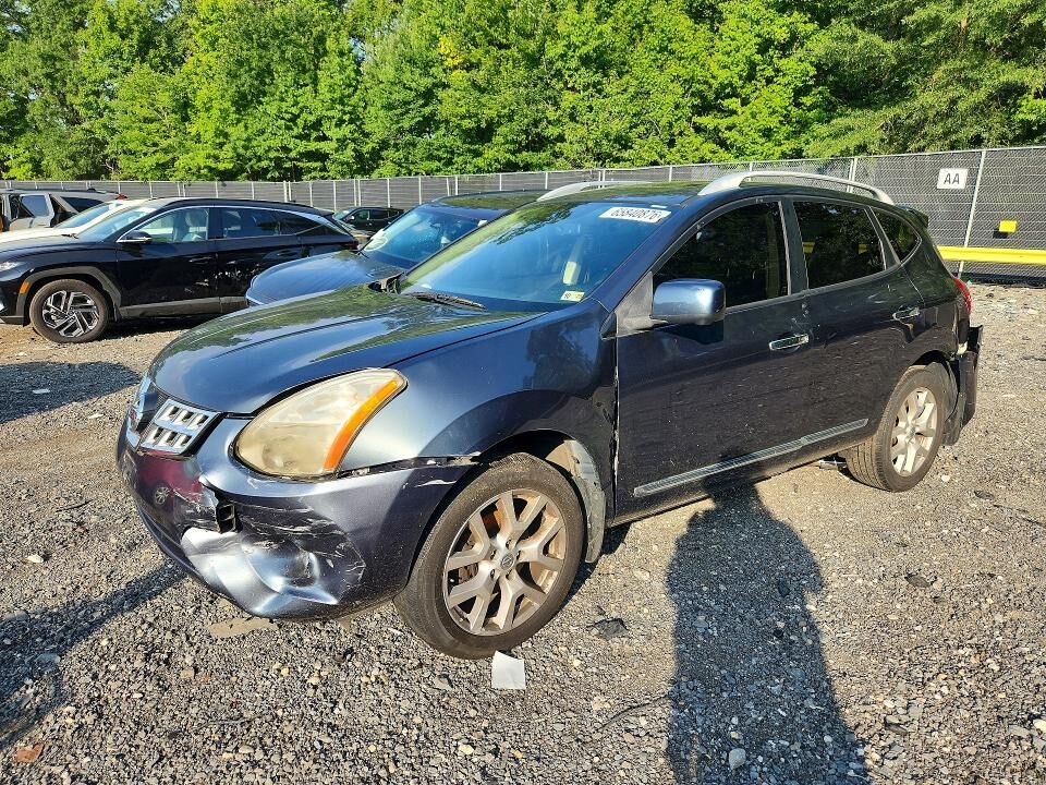 2013 NISSAN Rogue