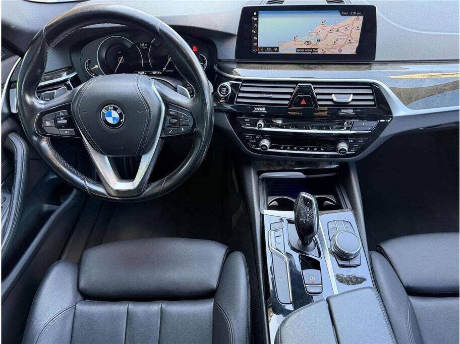 2017 BMW 530i