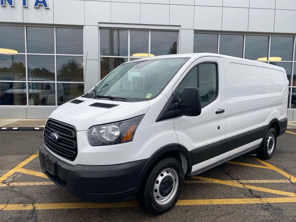 2019 FORD Transit