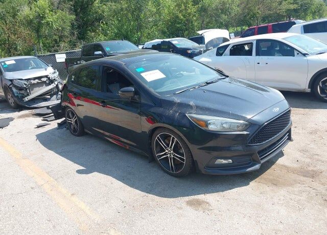 2015 FORD Focus