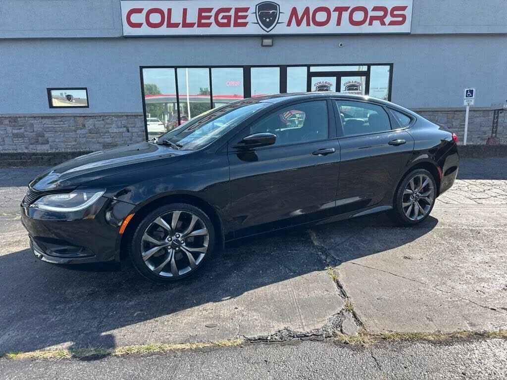 2015 CHRYSLER 200