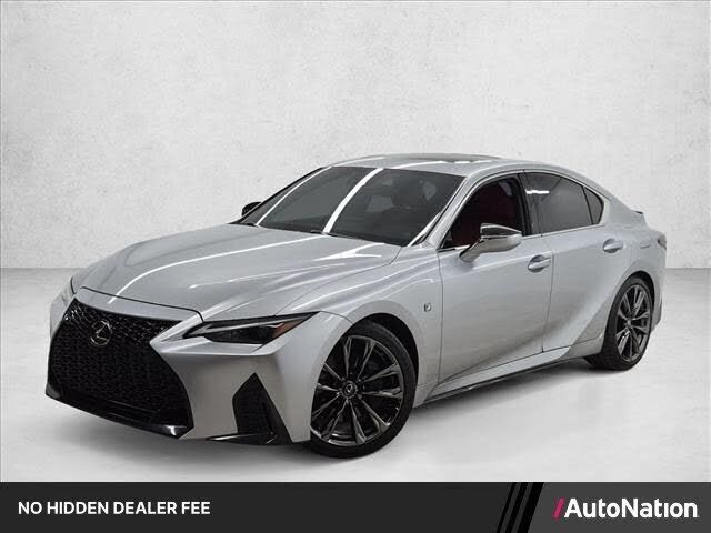 2022 LEXUS IS