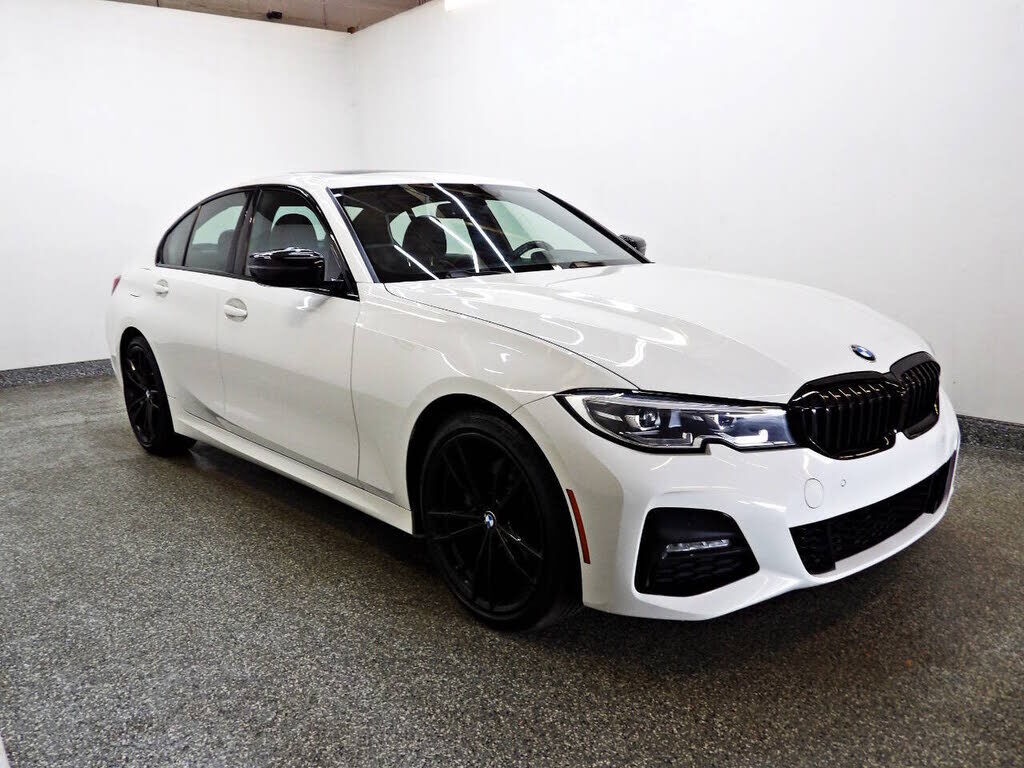 2021 BMW 330i