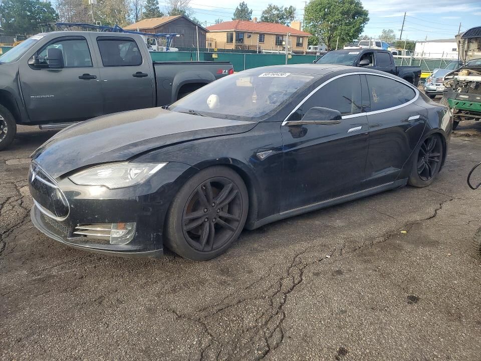 2013 TESLA Model S