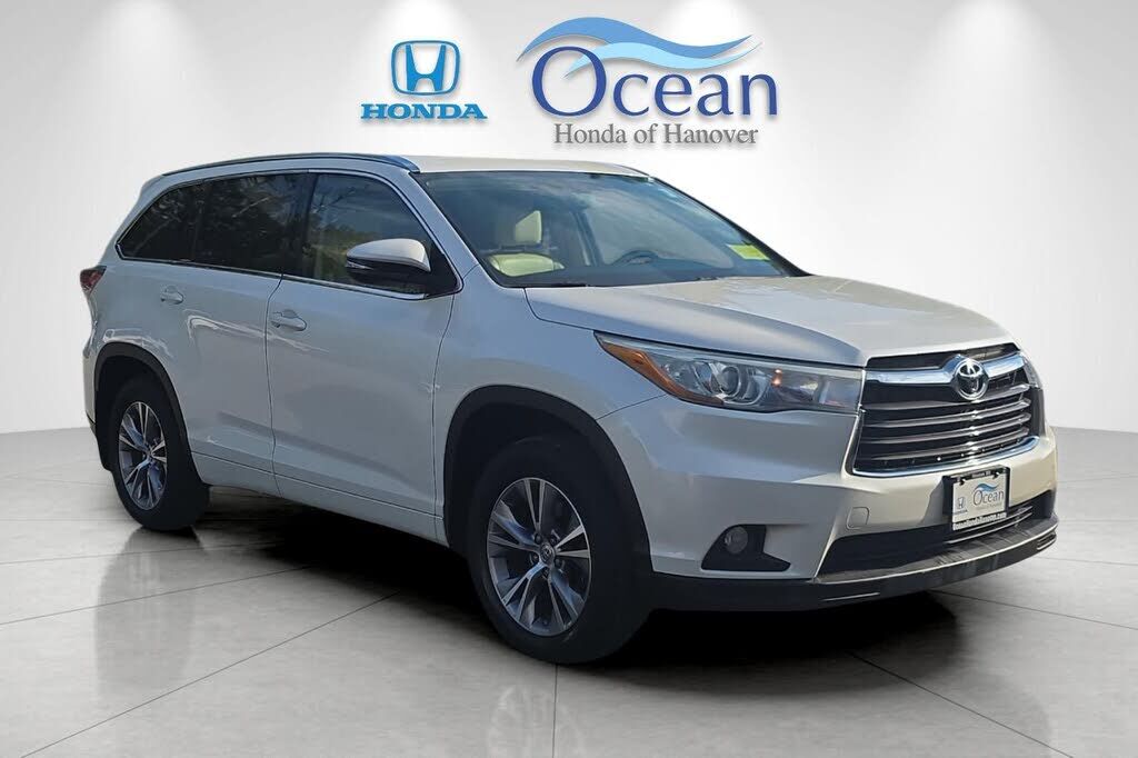 2015 TOYOTA Highlander