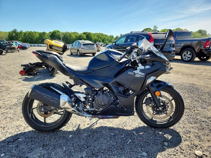 2026 KAWASAKI Ninja