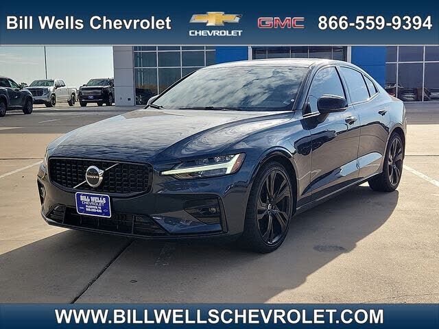 2024 VOLVO S60