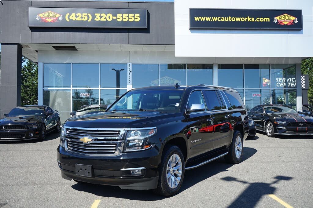 2017 CHEVROLET Suburban
