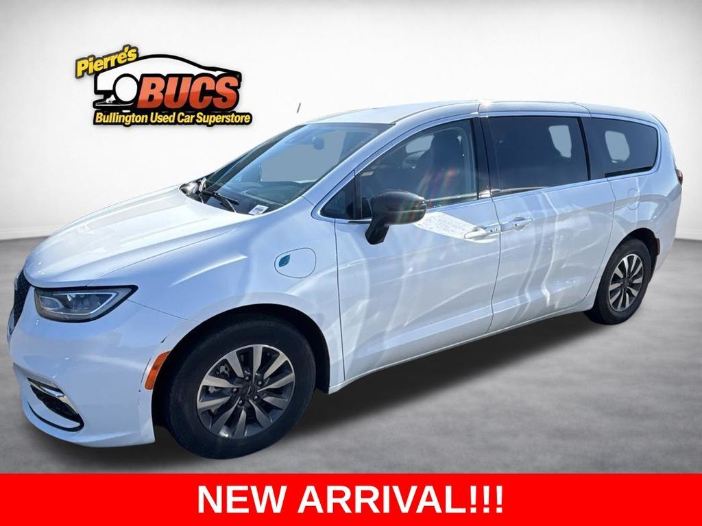 2024 CHRYSLER Pacifica