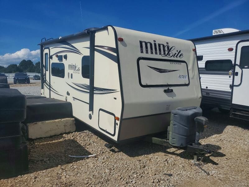 2016 FOREST RIVER Real-lite / Rockwood Lite Weight Trailers