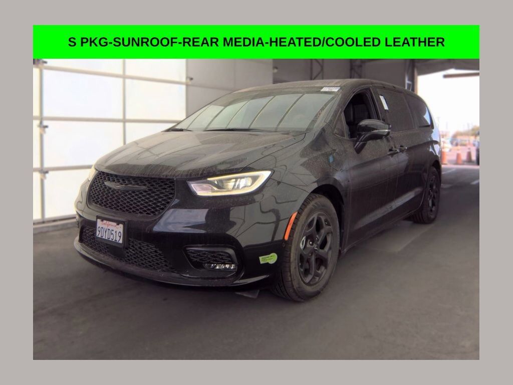 2022 CHRYSLER Pacifica