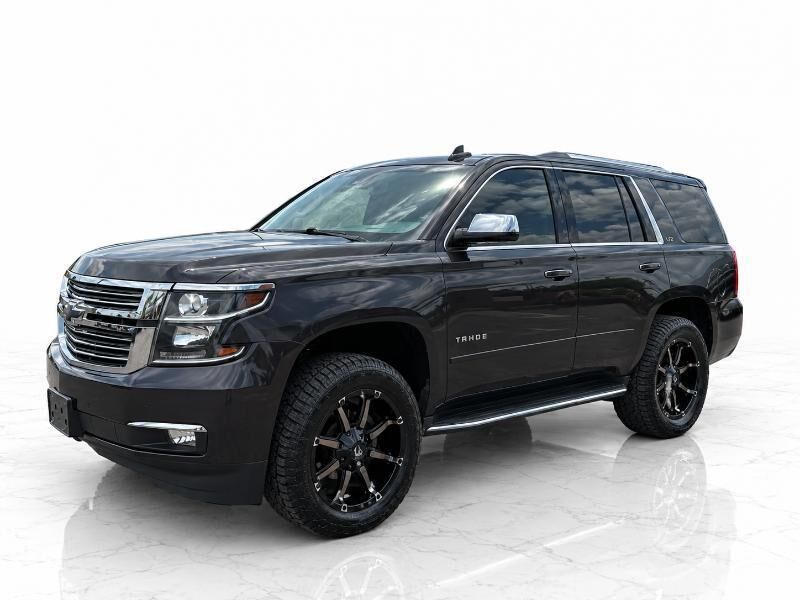 2017 CHEVROLET Tahoe